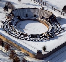 Amphitheater Bild: Baoquan Song